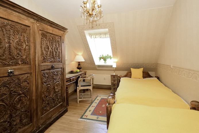 Schlafzimmer mit Einzelbetten