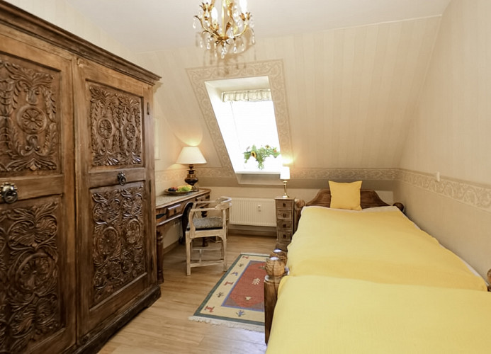 Schlafzimmer mit Einzelbetten
